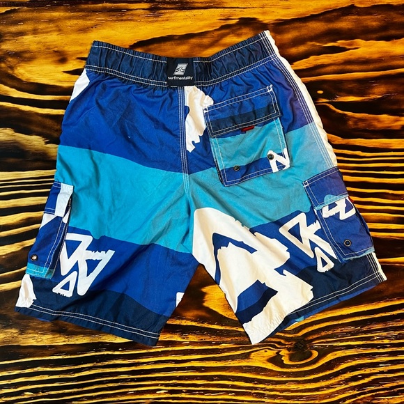 Surf Mentality Mens Swim Trunks | Pristine Condition, Size SM | Lots of Pockets - Picture 4 of 6